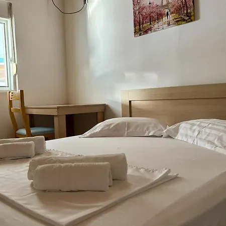 Eqerem Dauti Guest house *