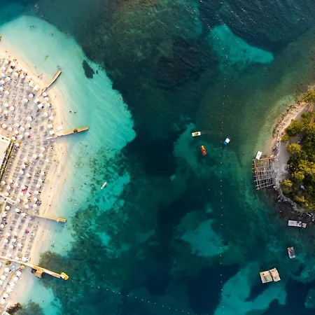 Eqerem Dauti بيت ضيافة *