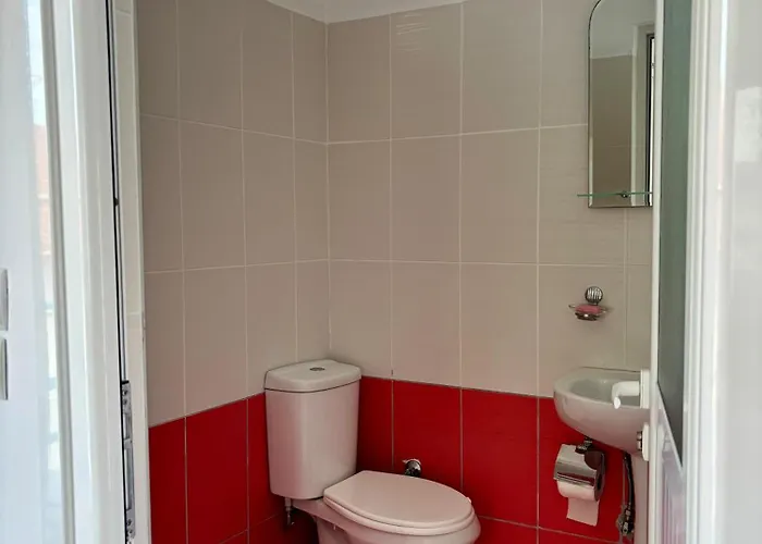 Eqerem Dauti Pensjonat *